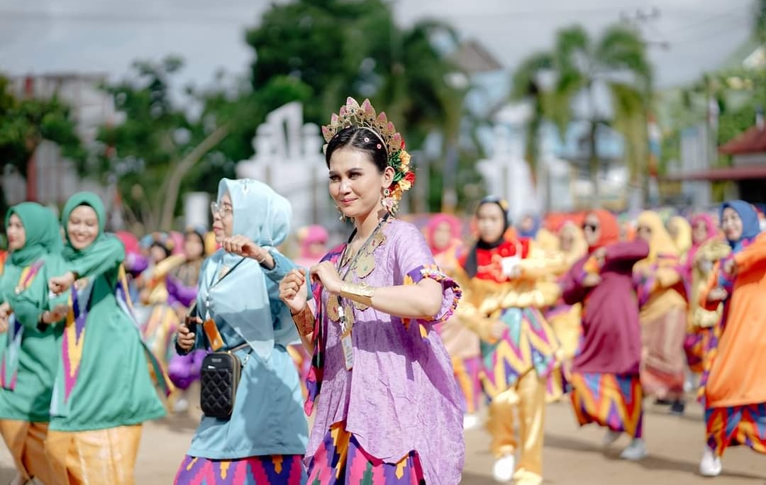 Tari Kreasi Festival Tanah Kayong